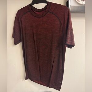 lululemon athletica Maroon Short Sleeve Tee